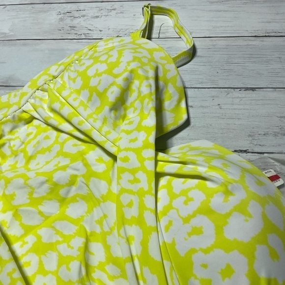 CALVIN KLEIN SWIM women’s bathingsuit 
Animal-Print One-Piece Swimsuit yellow 12 - Picture 6 of 10